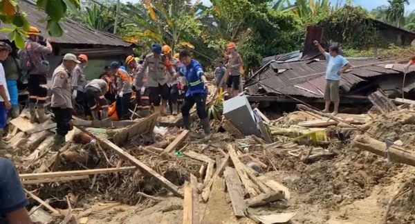 Tim K9 Polri Temukan Mayat Wanita di Depan Gereja GKPA Huta Godang, Batang Toru