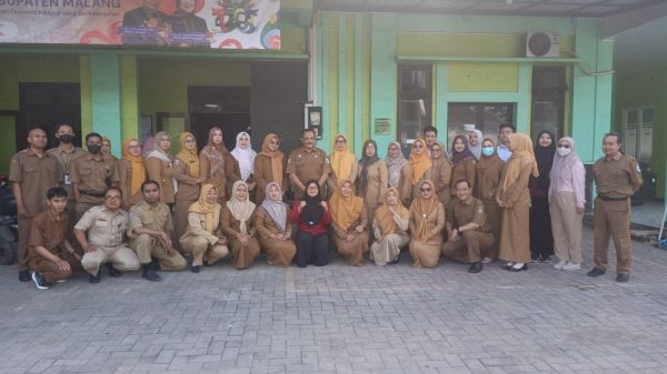 UPT Puskesmas Bantur Gelar Apel Rutin Senin Pagi, Wujudkan Disiplin dan Semangat Pelayanan