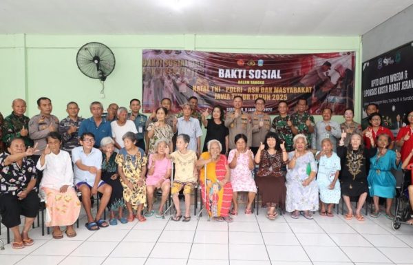 Polda Jatim Bersama TNI Gelar Bakti Sosial Natal 2025 di Surabaya, Perkuat Toleransi Umat Beragama