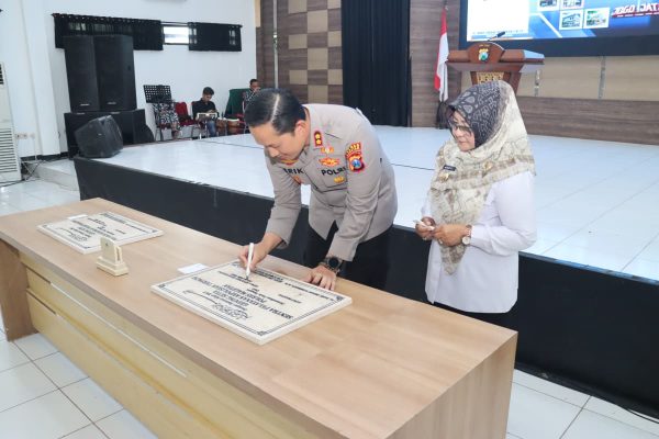 Tingkatkan Pelayanan Publik, Kapolres Magetan Resmikan Gedung Setia SPKT dan Pos Pol Sarangan