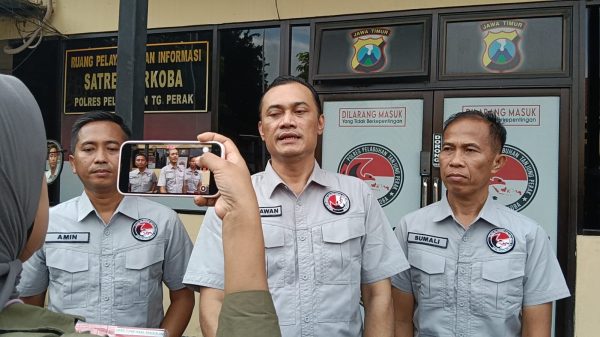 Polres Pelabuhan Tanjungperak Ringkus Pengedar Sabu di Surabaya, Transaksi Digagalkan di Jalan Hangtuah